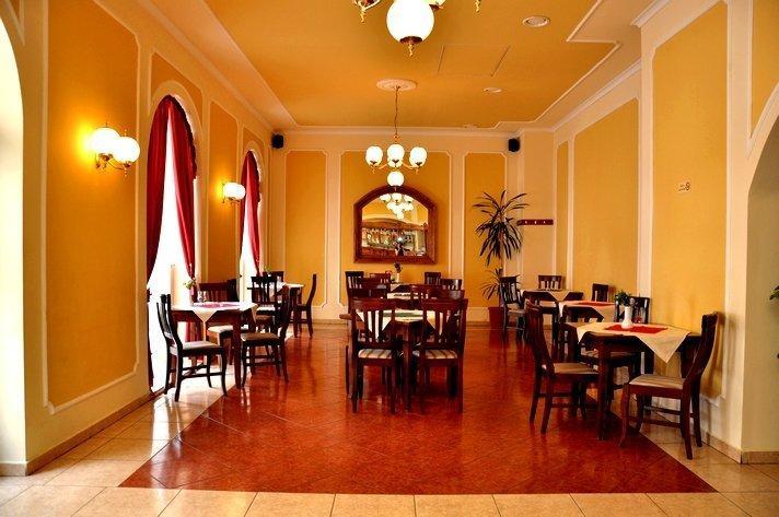 Hotel Astoria ساتو ماري المظهر الخارجي الصورة